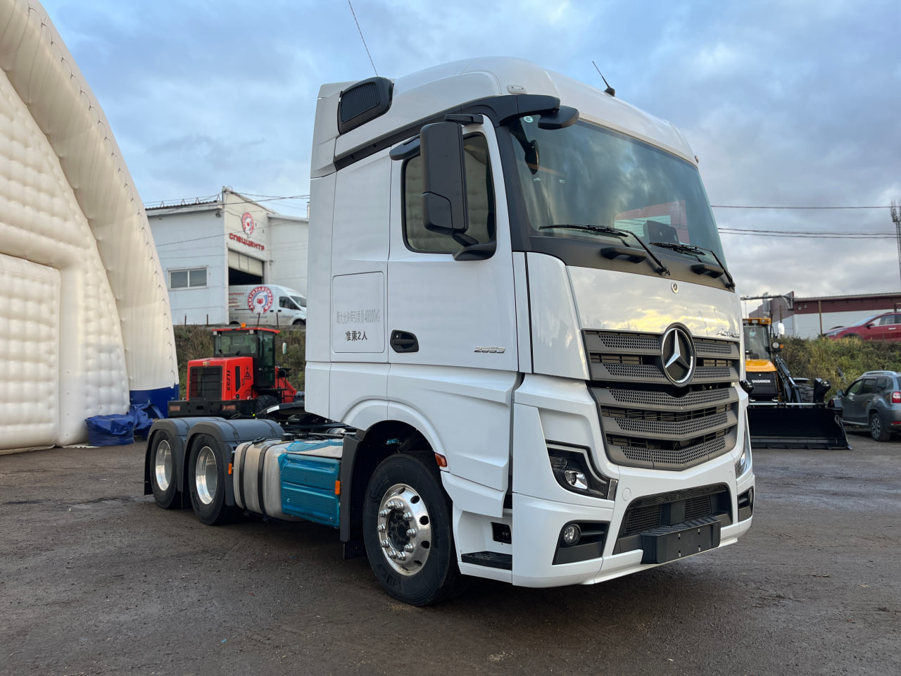 Новинка! Поступление тягачей Mersedes-Benz Actros!